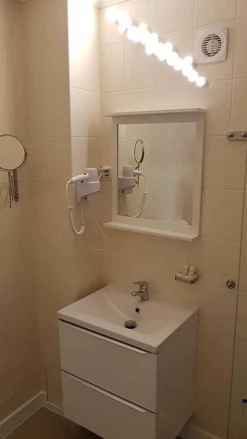 Hotel Mic Bucureşti 3*,